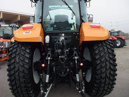 Tracteur Steyr communal