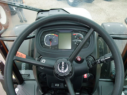 Tracteur Steyr communal